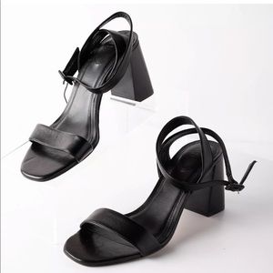 Massimo Dutti Black Leather Heeled Sandals
